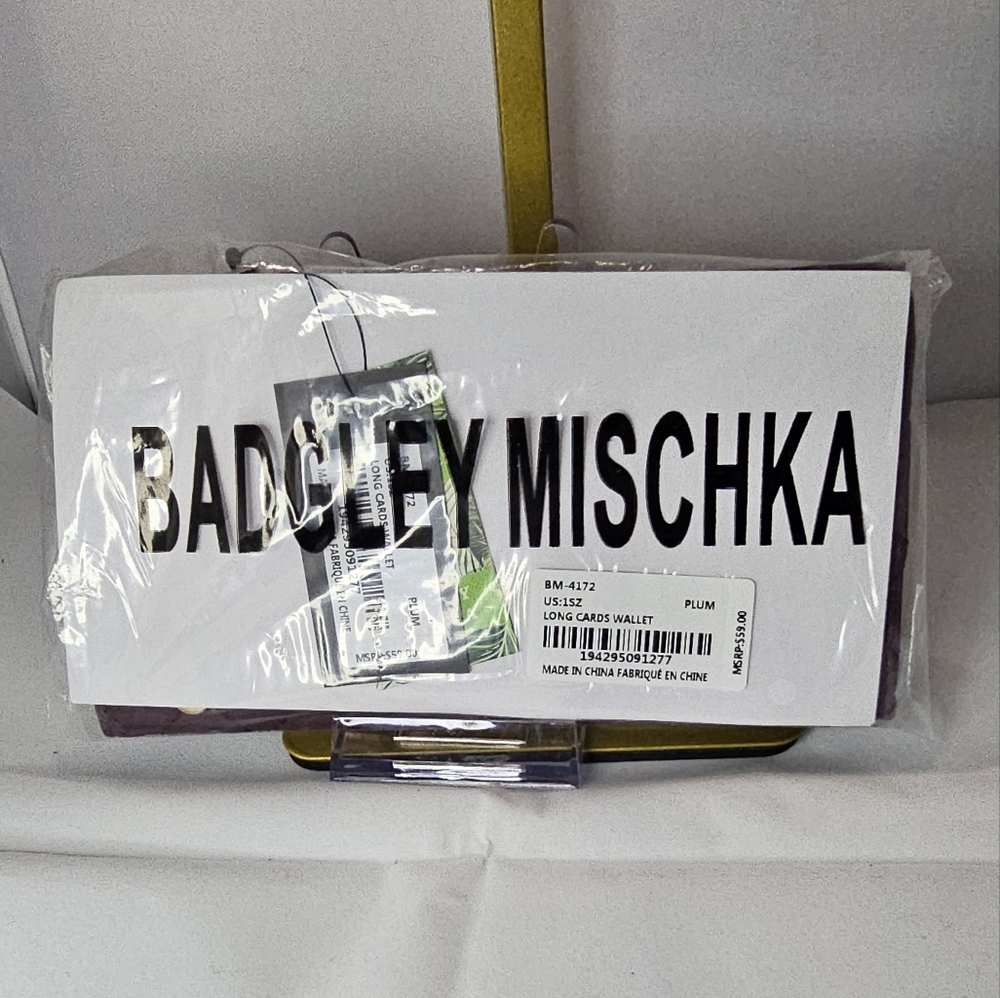 NWT Badgley Mischka Wallet